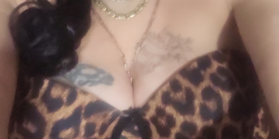 CUPID'S FAVORITE SLIPPERY THROAT PLAYMATE Leave All Your Worries At The Door Let