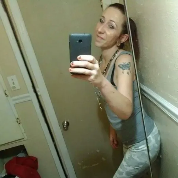 Zoeylayne Avatar Bg