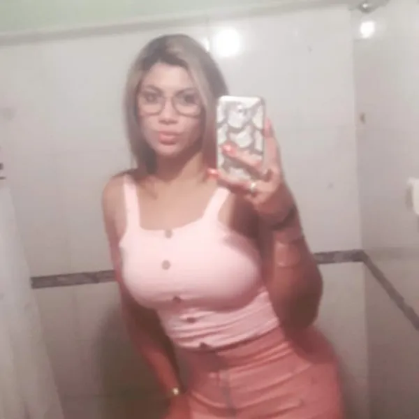 Linda Avatar Bg
