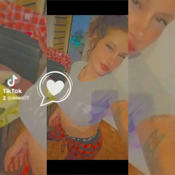 Selena Avatar Bg