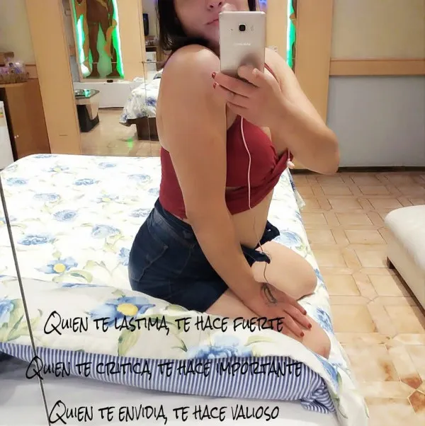 Luli Avatar Bg