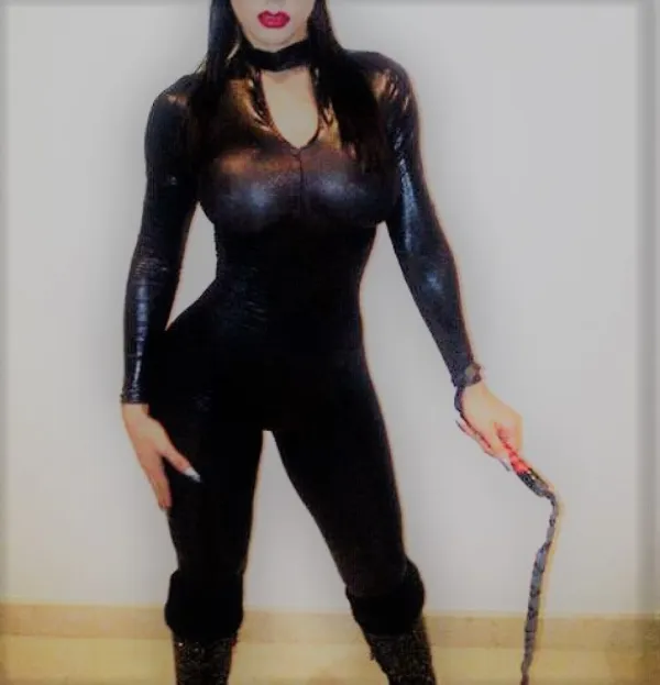 Victoria Avatar Bg