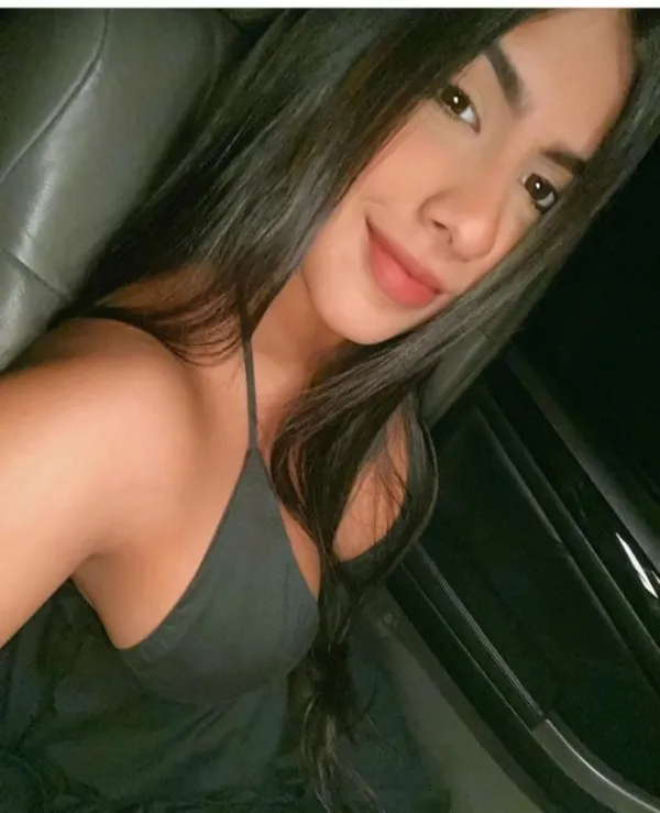 Alexandra Avatar Bg