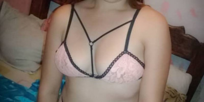 Chica linda y extrovertida Buenas soy una chica de excelente cuerpo vocabulario y pres