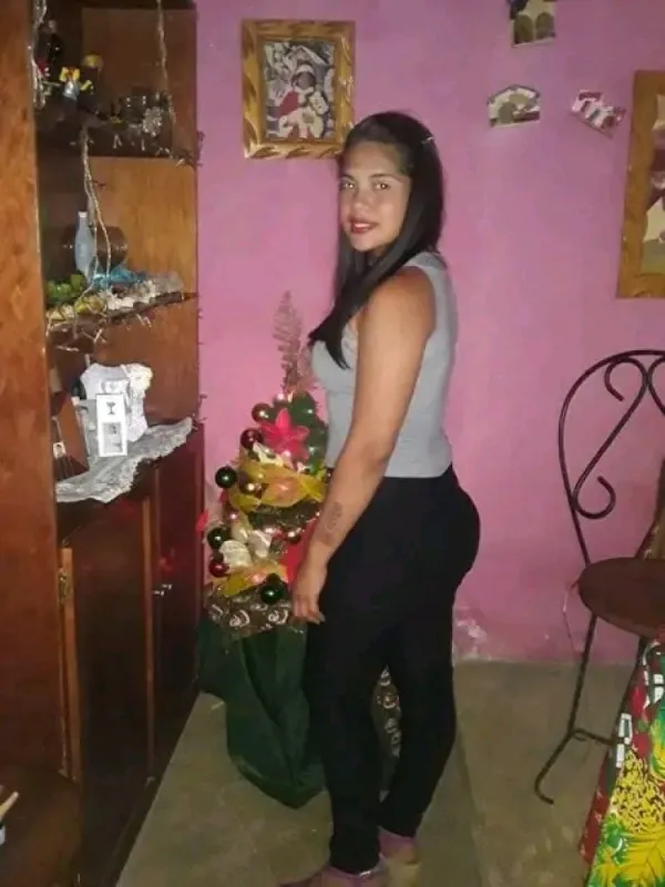 Paulina Avatar Bg
