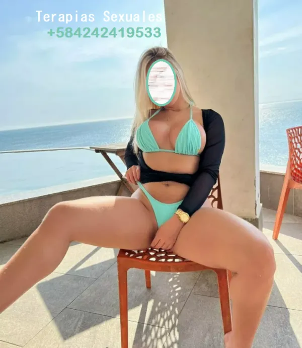 BABES ESCORT DANIELA Avatar Bg