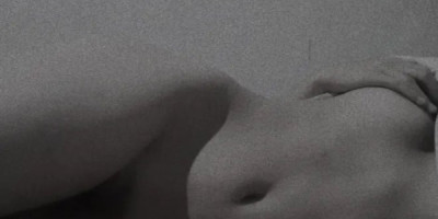 PROVOCATIVA JOVEN AMANTE AL SEXO COMPLACIENTE
