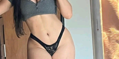 Soy muy complaciente quiero lechita en mi boquita