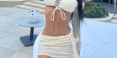 Dulce María Jovencita pícara en lecheria pocos días.