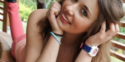 New hot blond girl sexy hot shows love to meet new people
