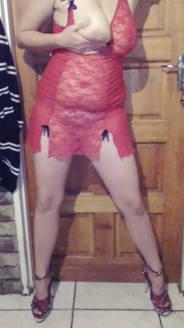 Chanelle Avatar Bg
