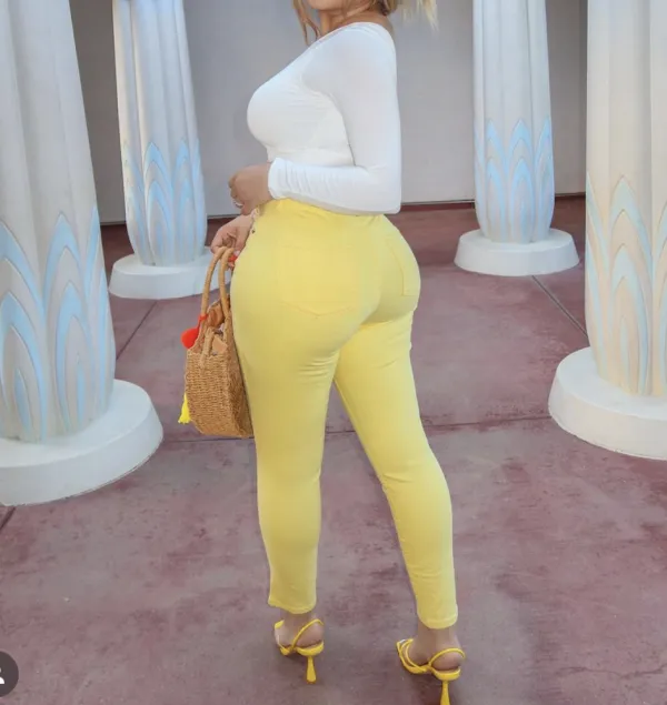 Breanna Avatar Bg