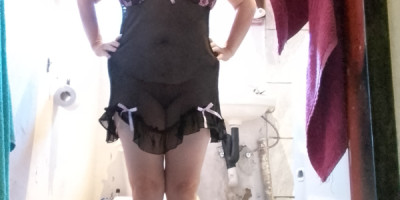 HOT NAUGHTY LOVELY CURVIOUS LADY COME HAVE SO FUN